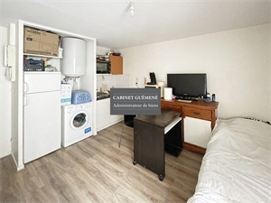 appartement à la vente -   44100  NANTES, surface 18 m2 vente appartement - GUE133370